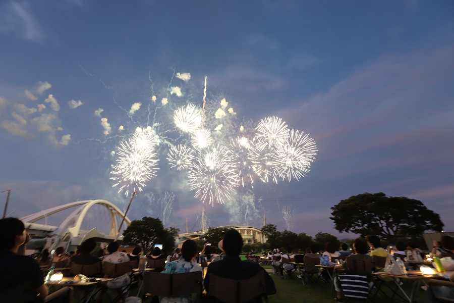 おいでん花火